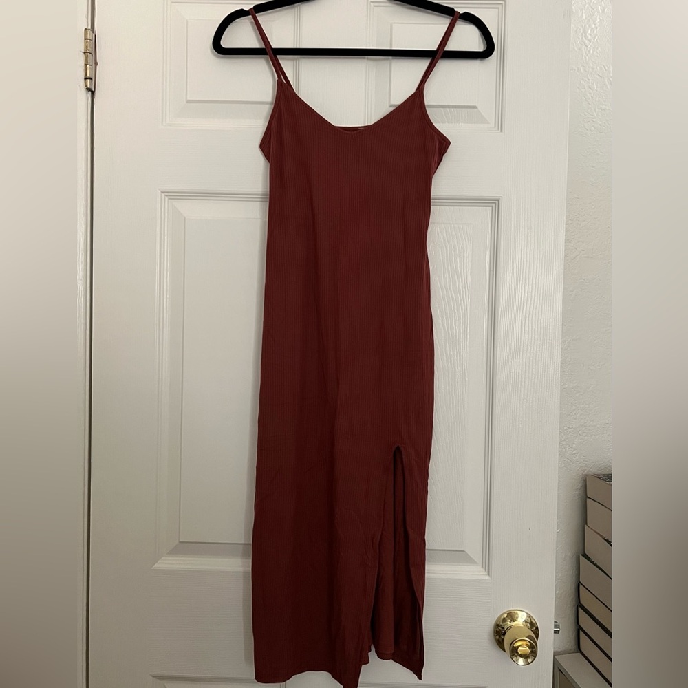 Abercrombie & Fitch Ribbed Knit Midi Dress - Picture 2 of 8